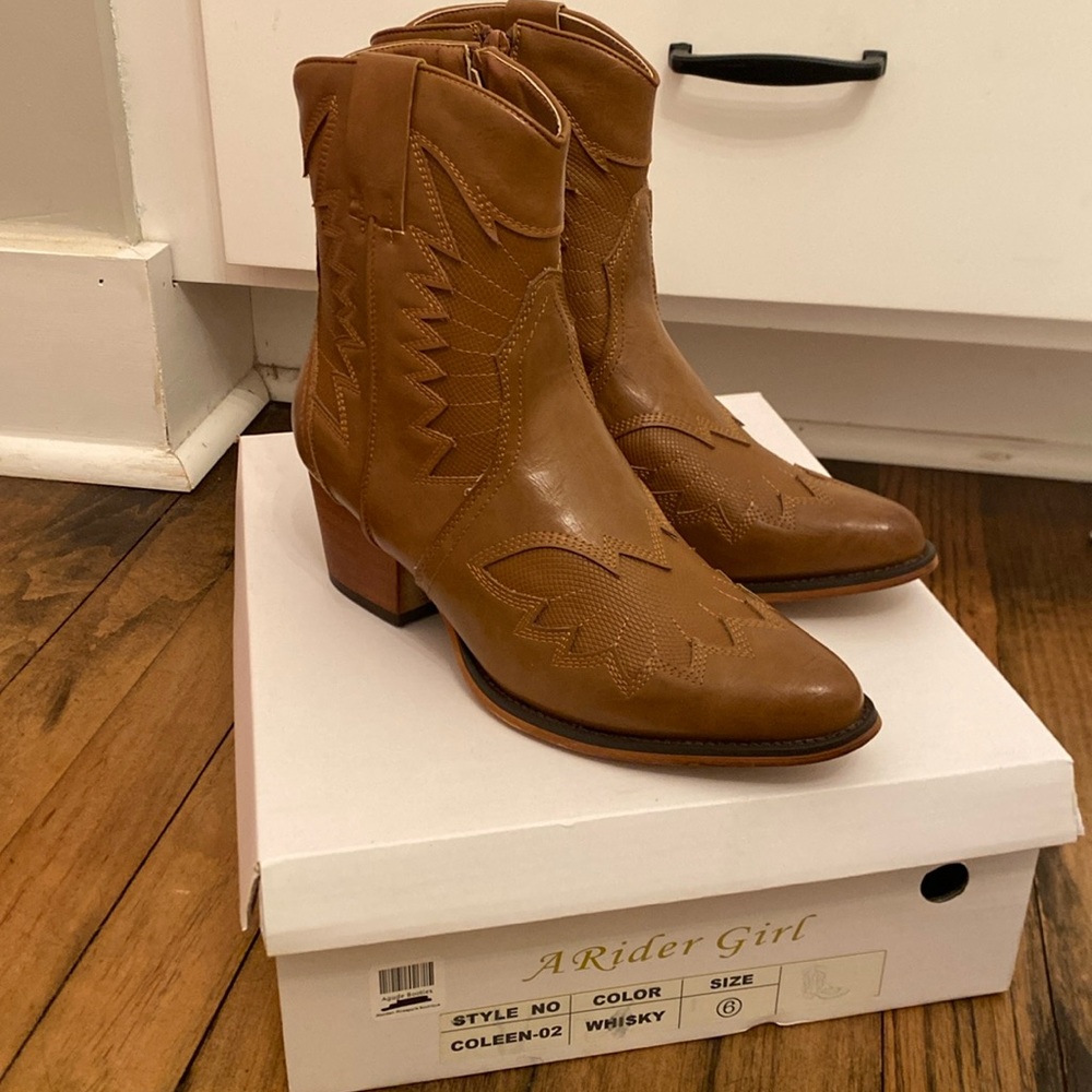 Cowgirl booties